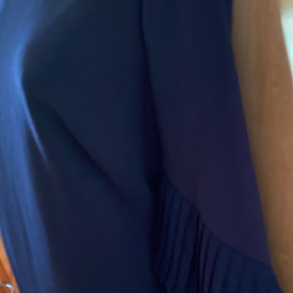 DKNY Women's Pleated Bell-Sleeve Sheath Dress. - Picture 9 of 12